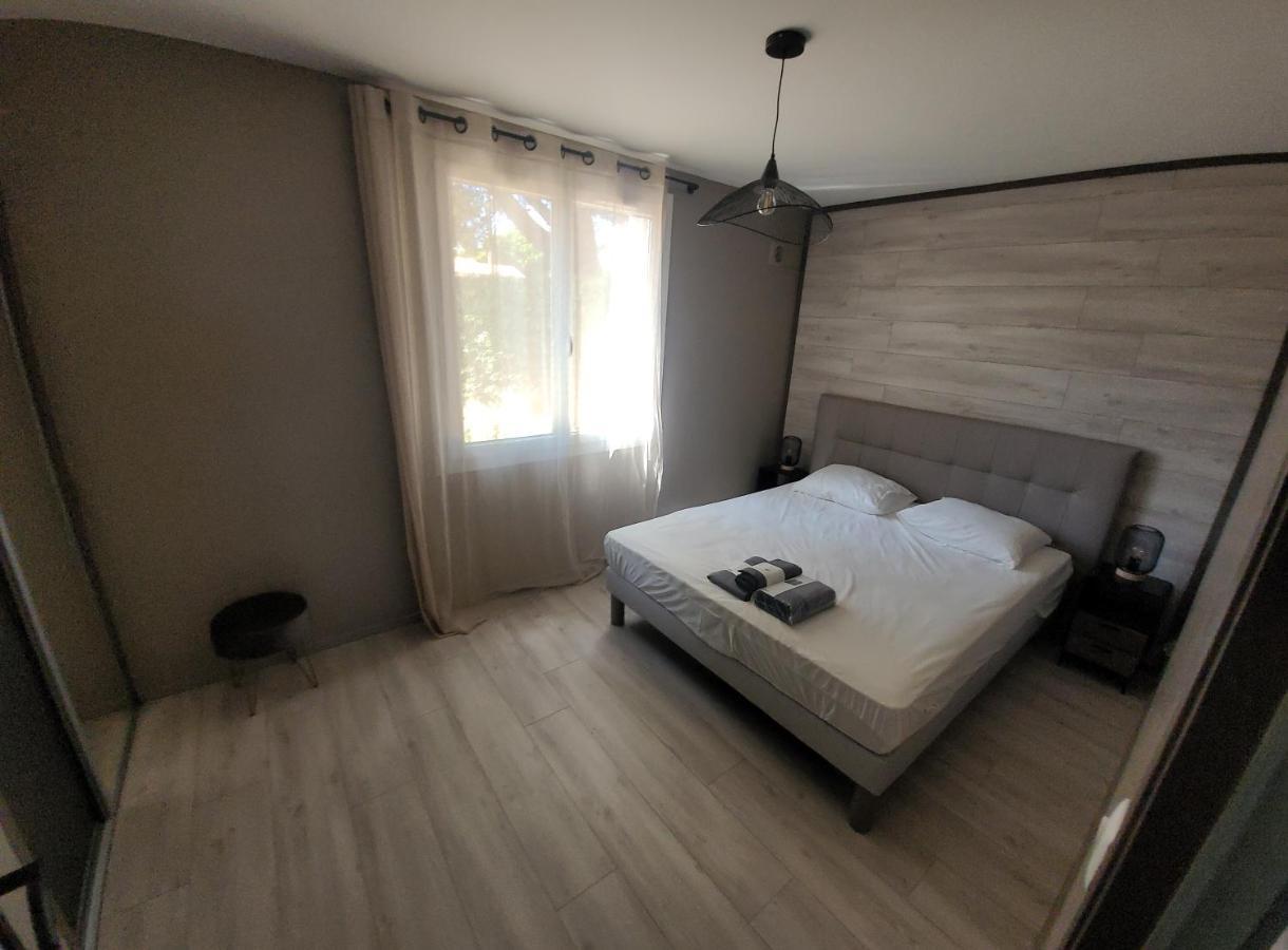 T2 Bord De Mer - Les Embruns Apartment Hyeres Exterior photo