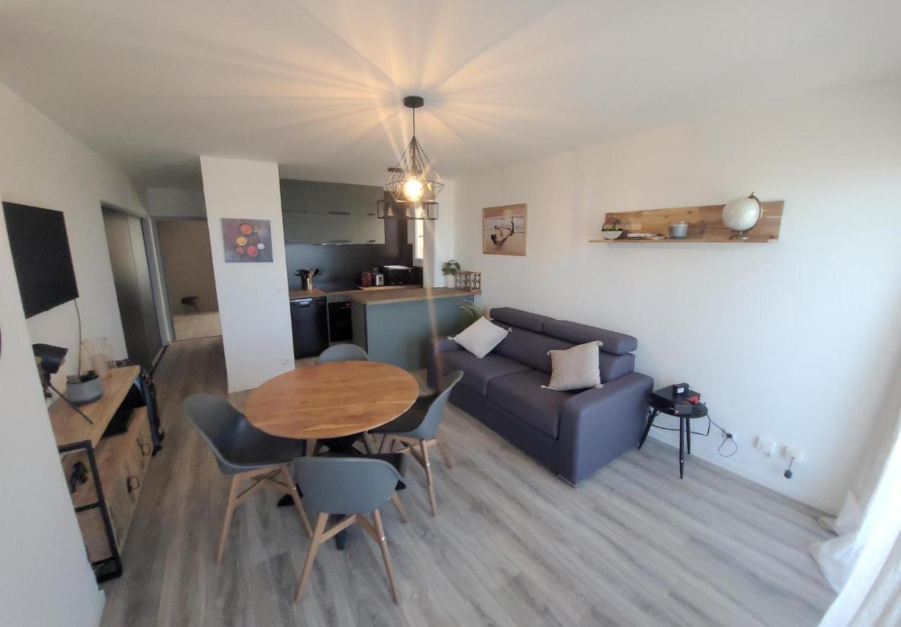 T2 Bord De Mer - Les Embruns Apartment Hyeres Exterior photo